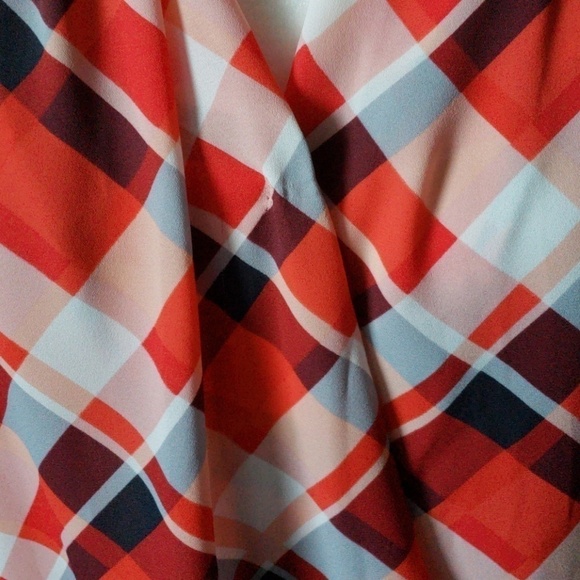 Vince Camuto Modern Voyage red plaid blouse NWT - Picture 6 of 6